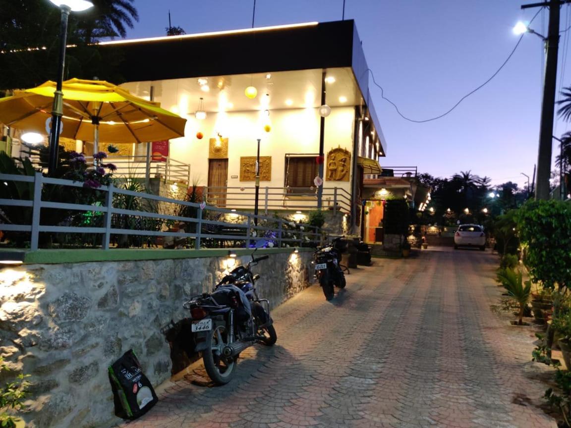Hari Niwas - A Boutique Garden Resort Mount Abu Esterno foto