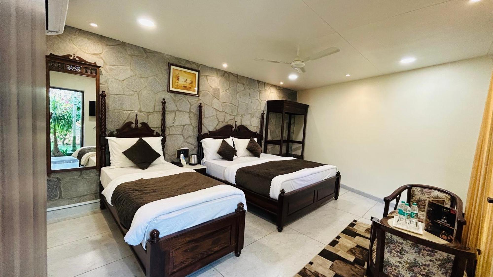 Hari Niwas - A Boutique Garden Resort Mount Abu Esterno foto