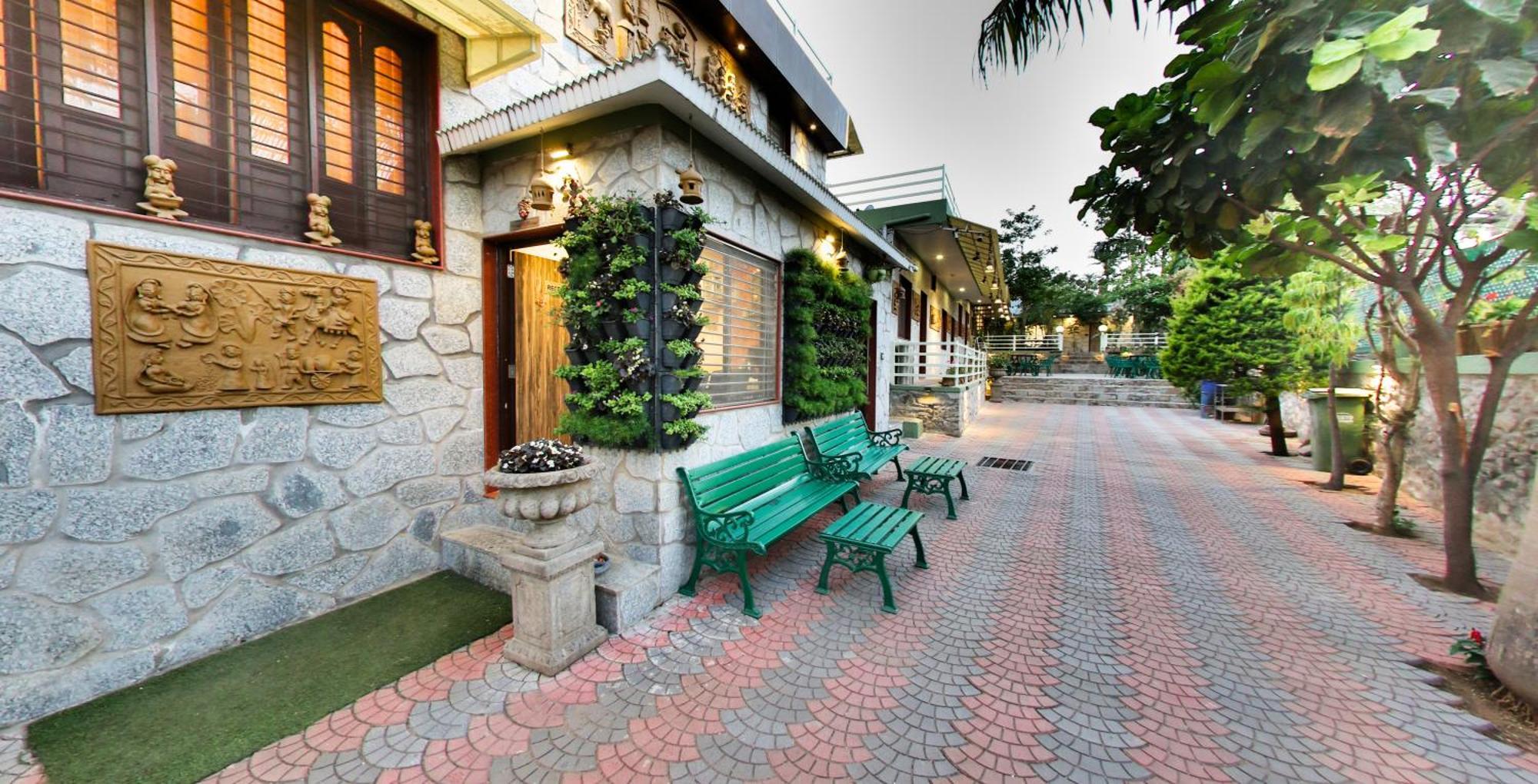 Hari Niwas - A Boutique Garden Resort Mount Abu Esterno foto