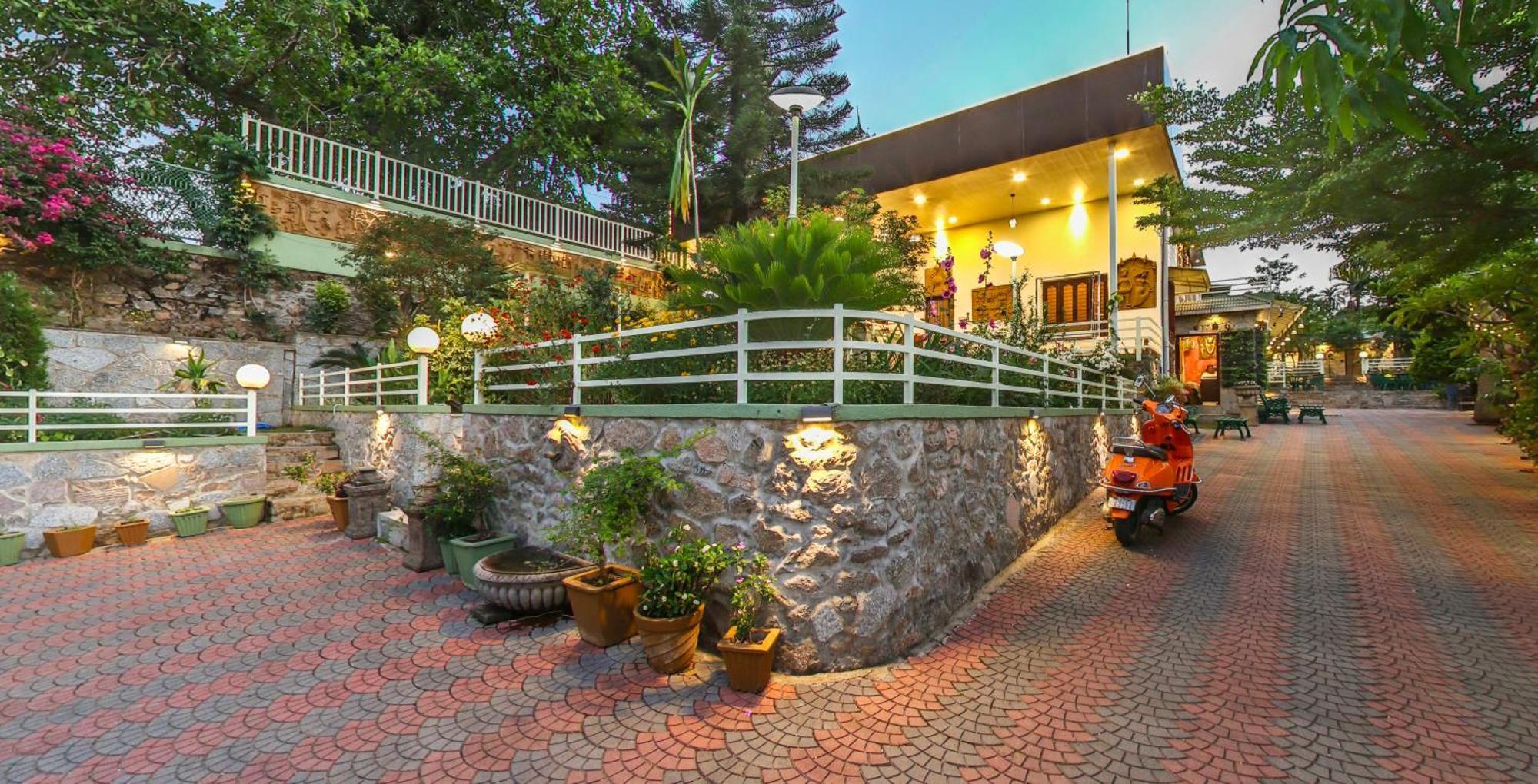 Hari Niwas - A Boutique Garden Resort Mount Abu Esterno foto