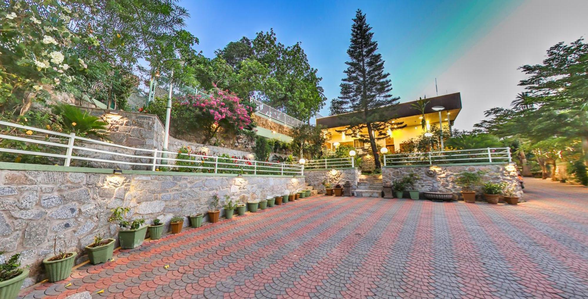 Hari Niwas - A Boutique Garden Resort Mount Abu Esterno foto