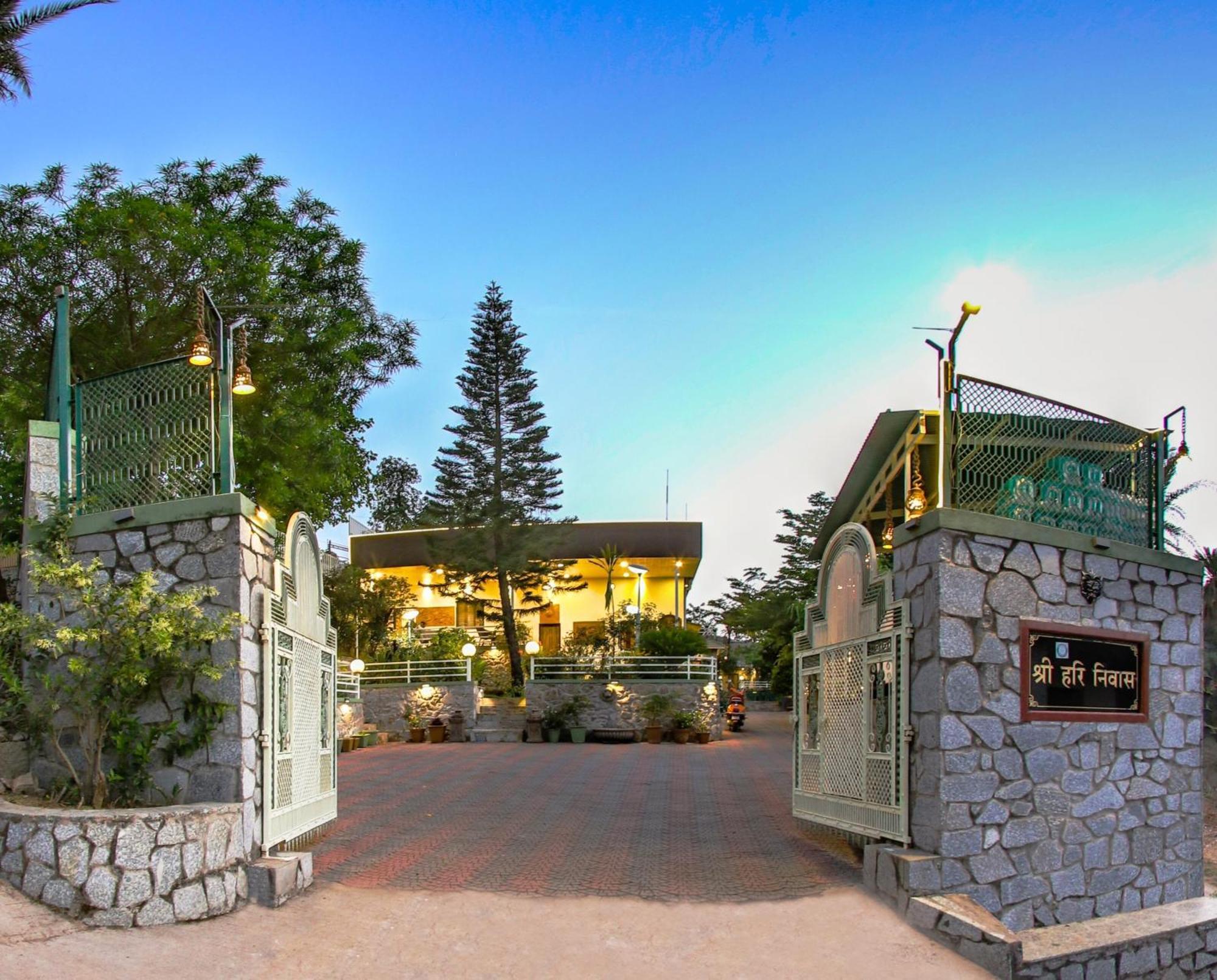 Hari Niwas - A Boutique Garden Resort Mount Abu Esterno foto