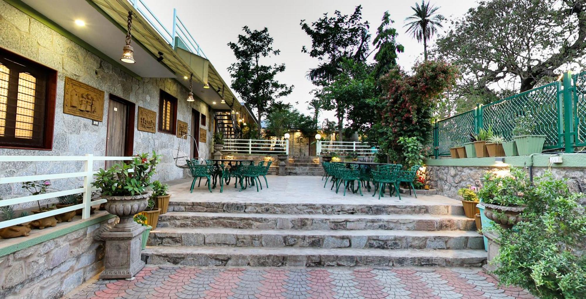 Hari Niwas - A Boutique Garden Resort Mount Abu Esterno foto